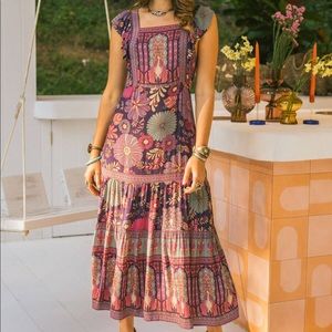 Nine Lives Bazaar size 10 USA / 14 AU